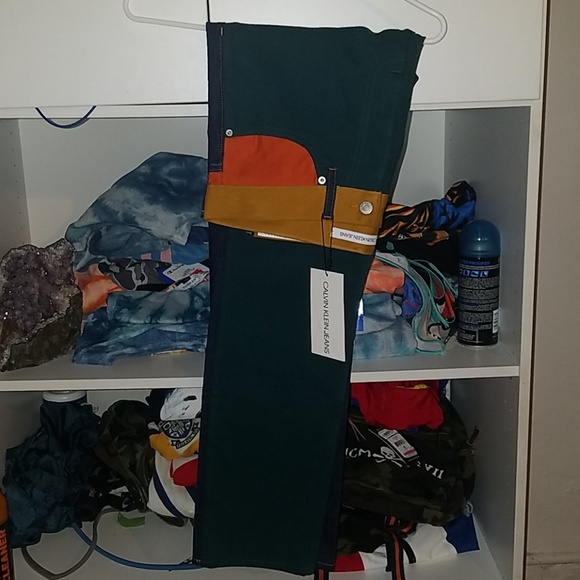 NWT CALVIN KLEIN STRAIGHT FIT JEANS SIZE 32×32 - Picture 3 of 8